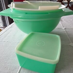 Tupperware Mint Green Mixing Bowl and Square Storage Container Set
